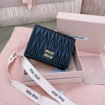 MIU MIU 5MV204: Pocket Wallet